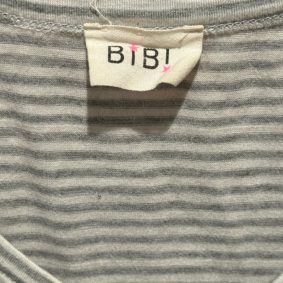 Bibi Brand Long Sleeved Snake Skin Patterned Sweater/Shirt - Picture 5 of 6